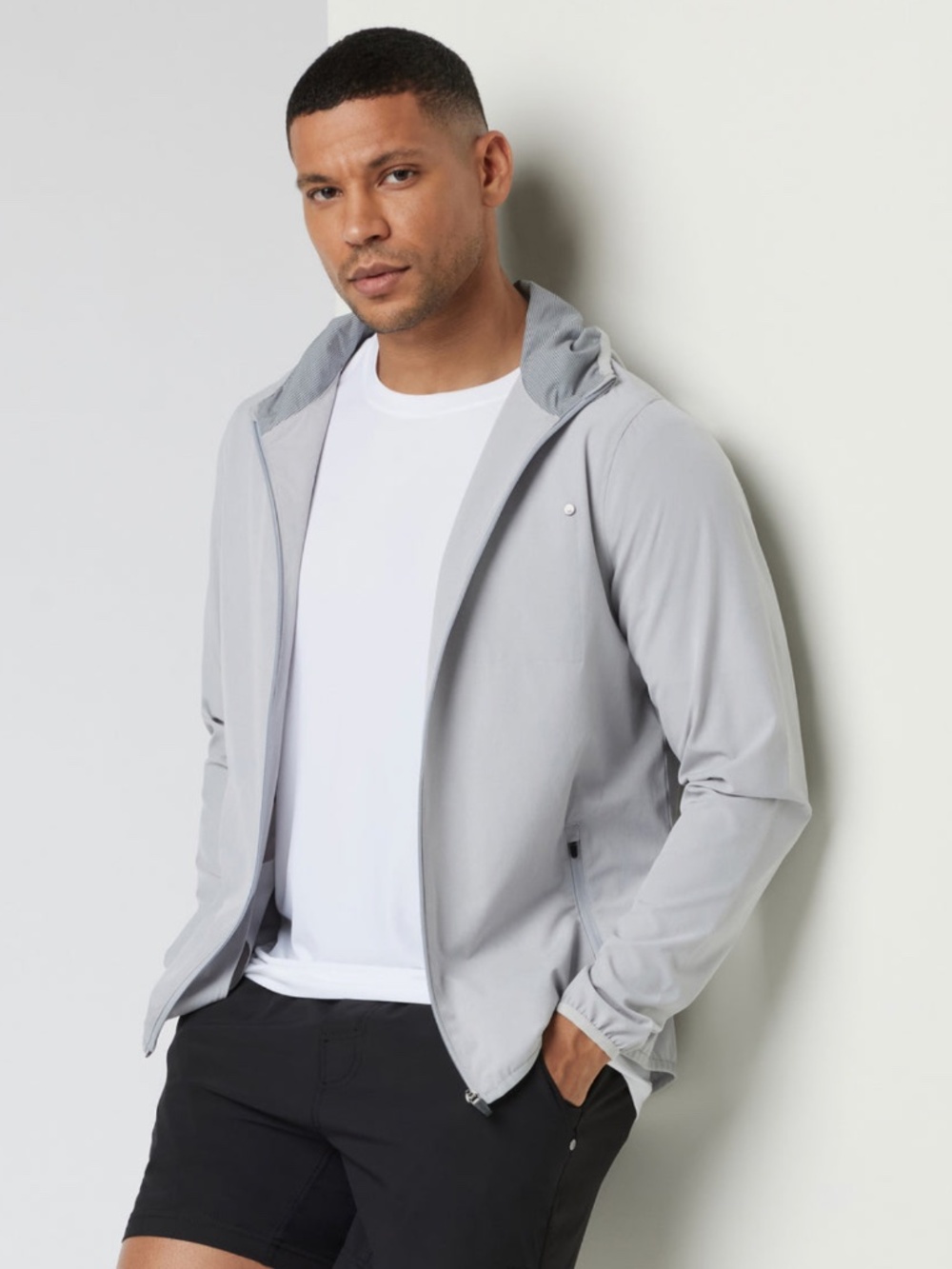 Vuori Light Gray Hooded Lightweight Zip Outdoor Trainer Shell Jacket XL
